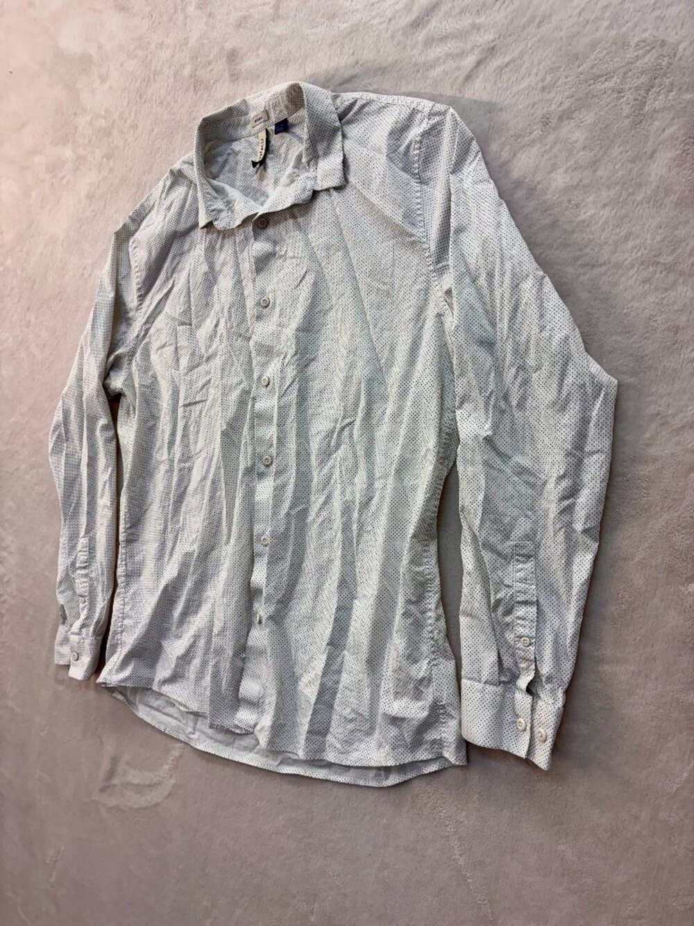 Artefact Men's Professional White Button-Up Shirt -- Size: XL -- Great Condition